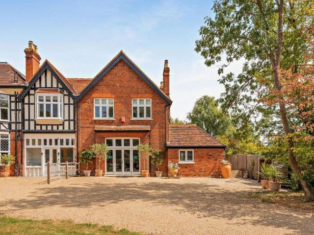 House for sale in Winkfield Street, Winkfield