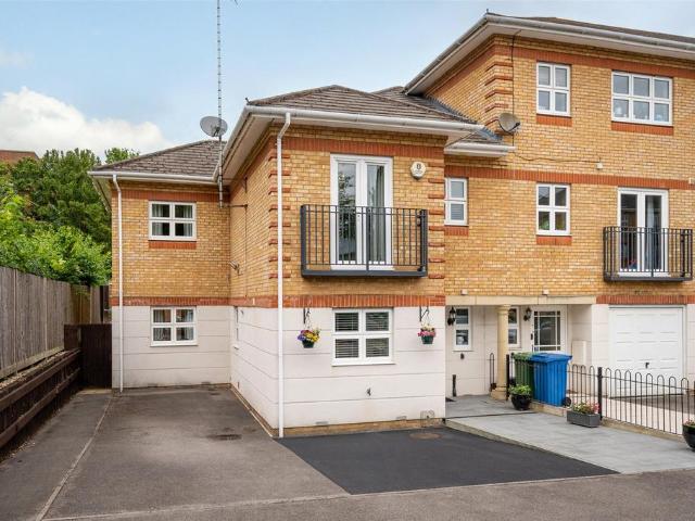 House for sale in Easthampstead, Bracknell