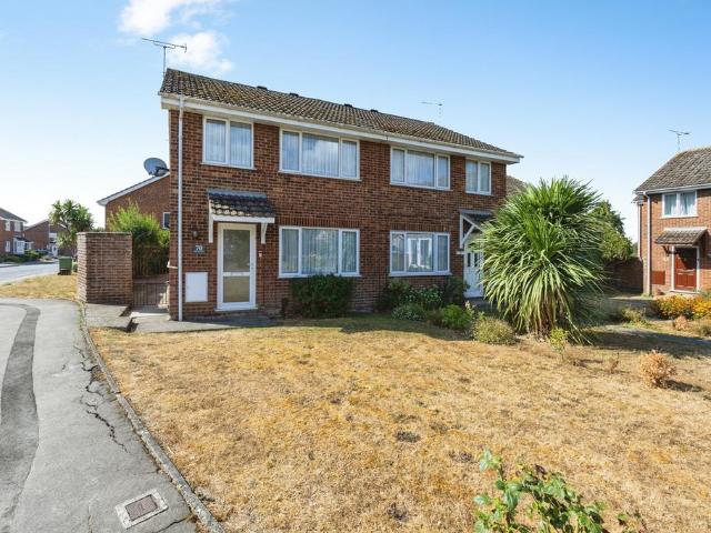 House for sale in Godinton Park, Bridgefield