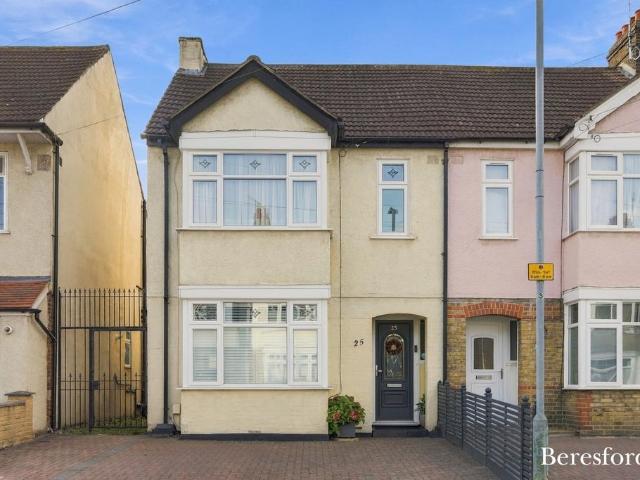 House for sale in London Borough of Havering, Greater London