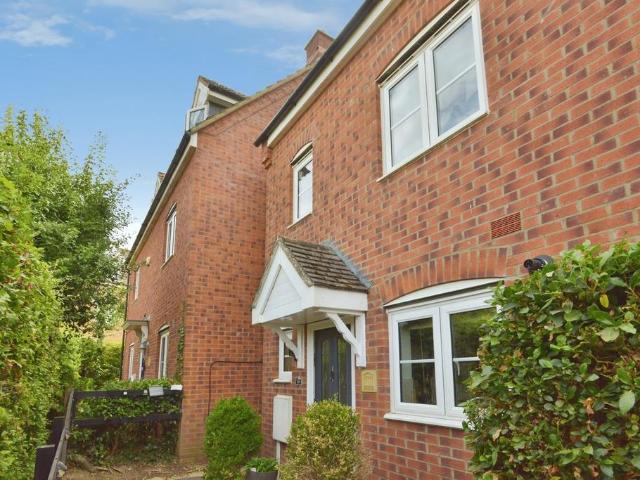 House for sale in Deanshanger