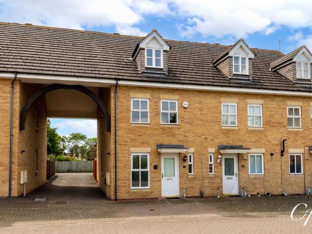 House for sale in Rowanfield, Golden Valley