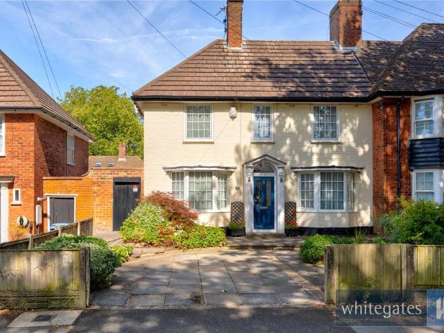 House for sale in Calderstones