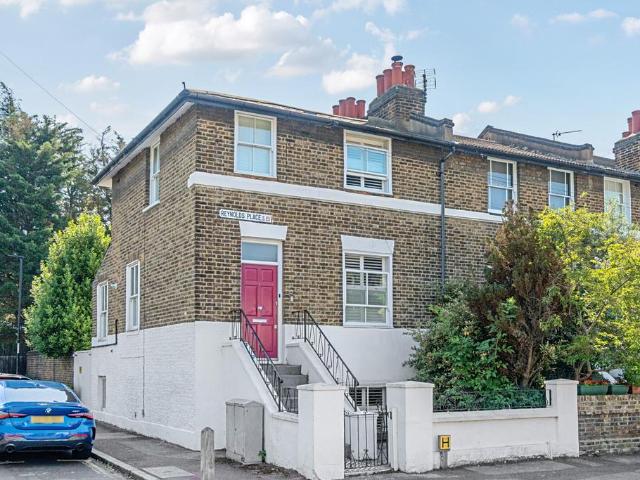House for sale in Kidbrooke, Greater London