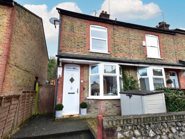 House for sale in Felden, Pouchen End