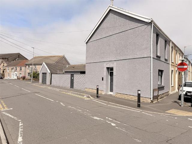 House for sale in Llanelli, Wales
