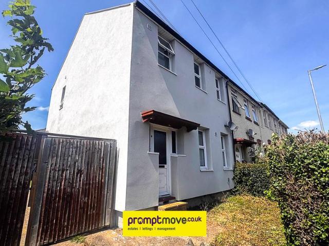 House for sale in Spring Park, Luton
