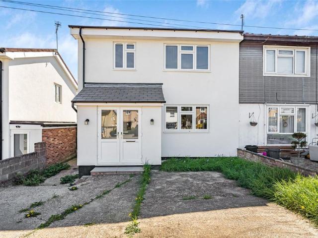 House for sale in Watford Rural, Batchworth