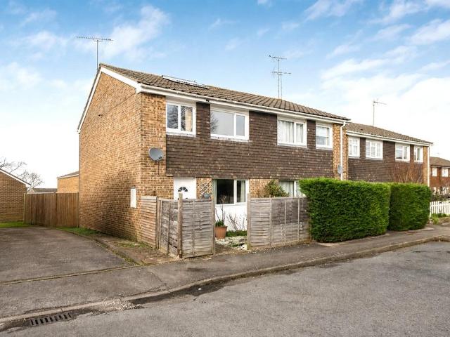 House for sale in World's End, Perryfields