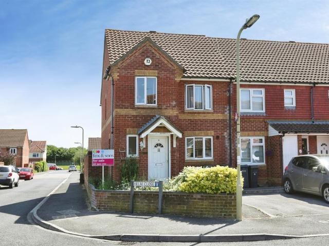 House for sale in Rowner, Middlecroft