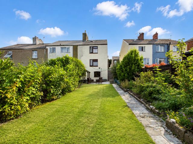 House for sale in Bromsberrow Heath, Gloucestershire