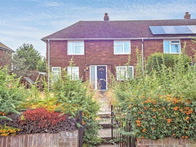 House for sale in Rushenden, Oad Street