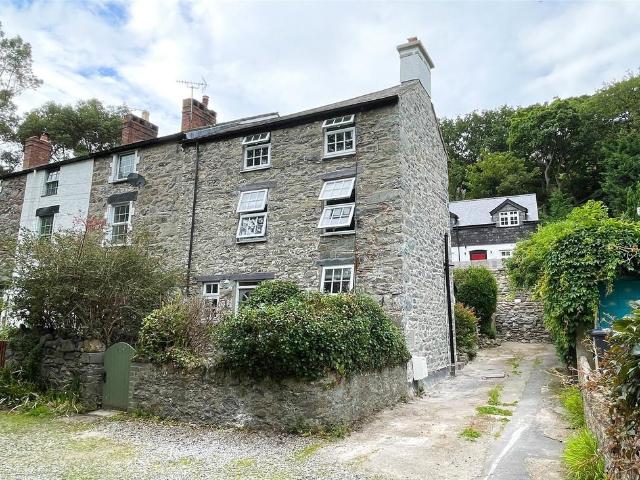 House for sale in Saint Gwynan's, Capelulo