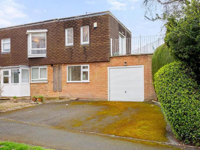 House for sale in Golden Valley, Gloucestershire