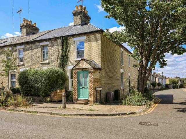 House for sale in Petersfield, Cambridge