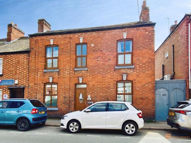 House for sale in Syston, Elmfield
