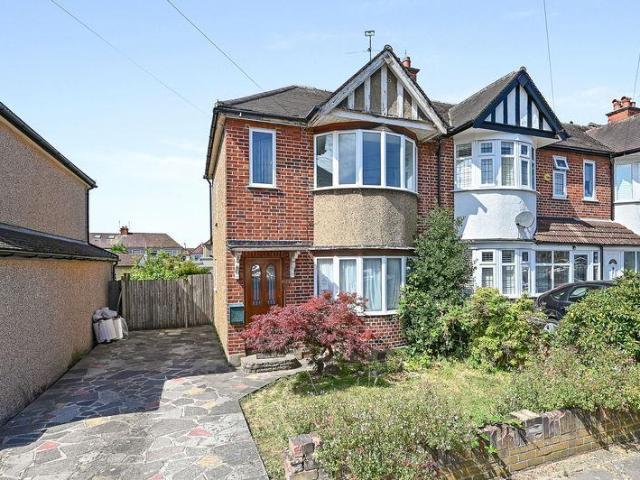 House for sale in Greater London