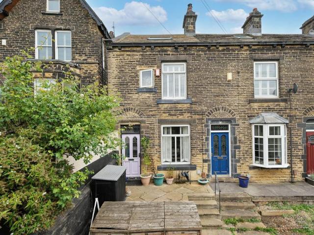 House for sale in Rawdon, West Yorkshire