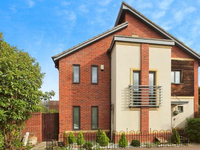 House for sale in New Fletton, Peterborough