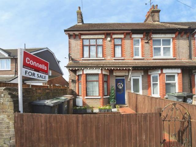 House for sale in Leagrave, Luton