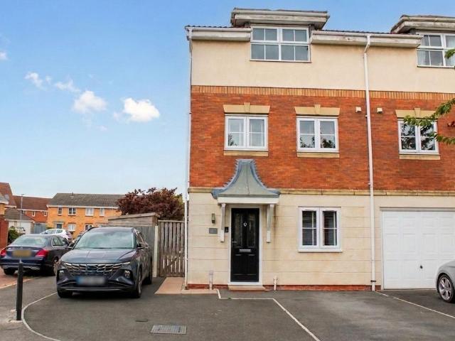 House for sale in Broughton, North Lincolnshire