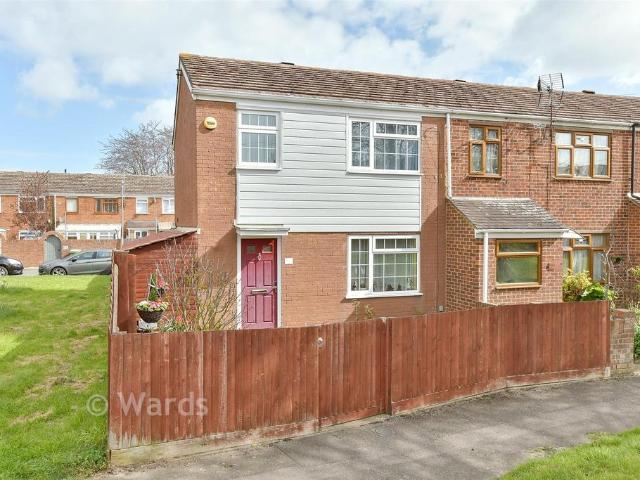 House for sale in Oad Street, Kent
