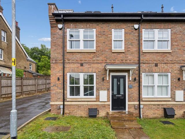 House for sale in Chesham, Asheridge