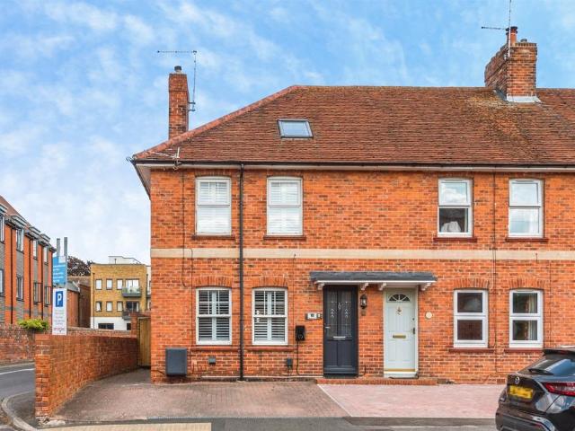 House for sale in Berrick Salome, Oxfordshire