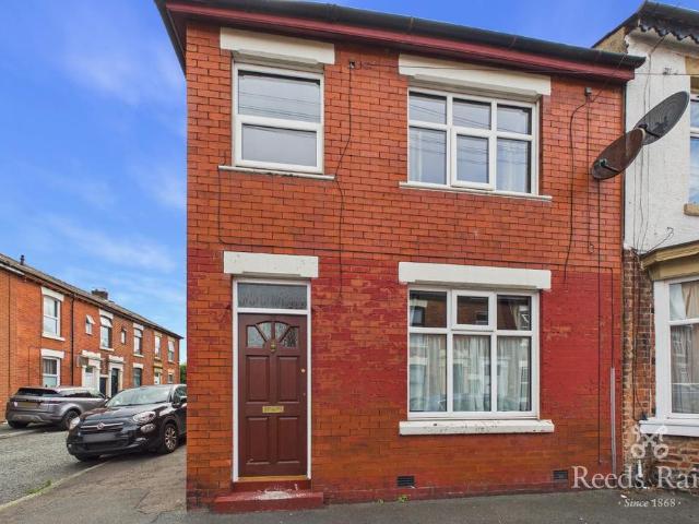 House for sale in Plungington, Higher Bartle