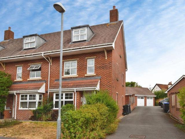 House for sale in Salisbury, Wiltshire