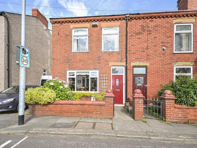House for sale in Lately Common, Warrington