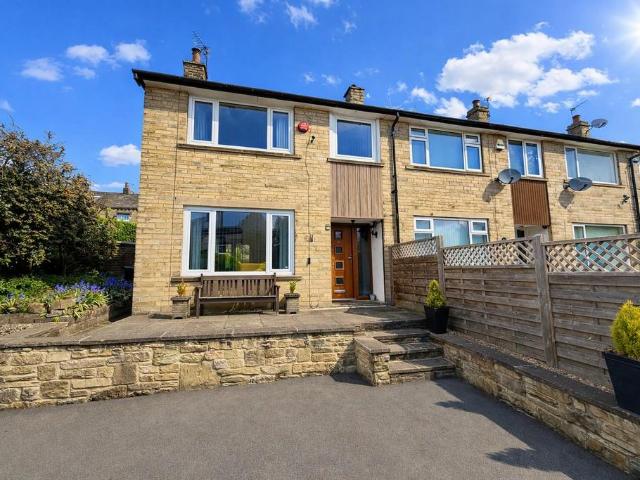 House for sale in Salterhebble, West Yorkshire