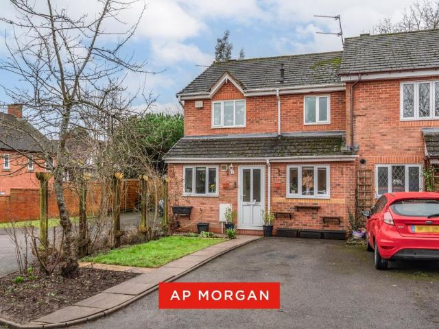 House for sale in Bromsgrove, Worcestershire