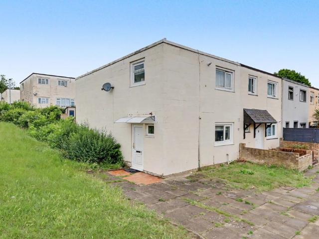 House for sale in Vange, Essex