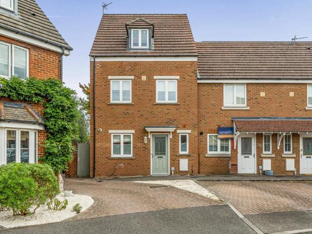 House for sale in Winnersh