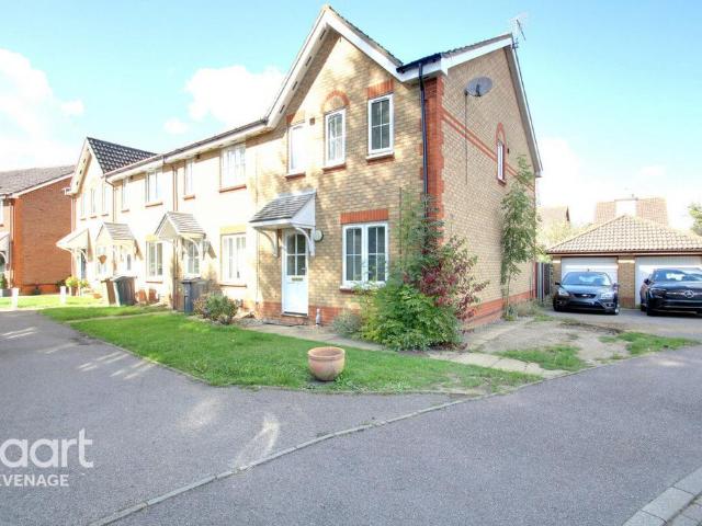 House for sale in St Nicholas, Shephall