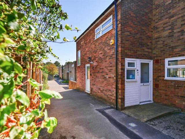 House for sale in Winklebury, Priest Down