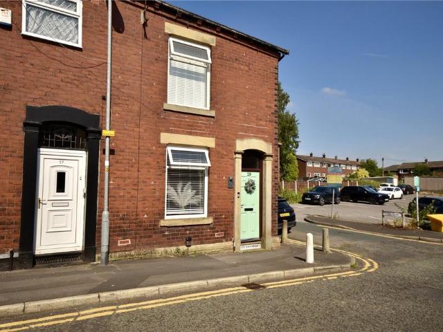 House for sale in Shaw and Crompton, Pendock