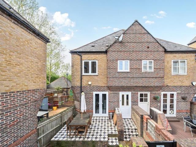 House for sale in Rotherhithe, Greater London