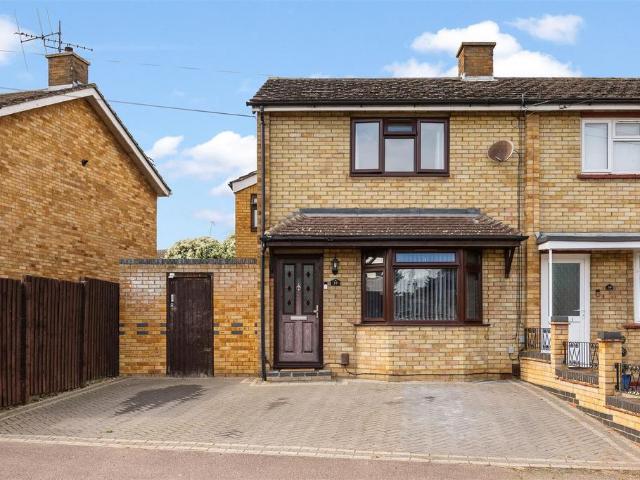 House for sale in Stotfold, Central Bedfordshire