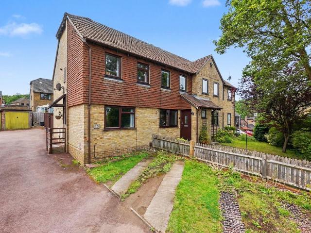 House for sale in Cossington Fields, Midway
