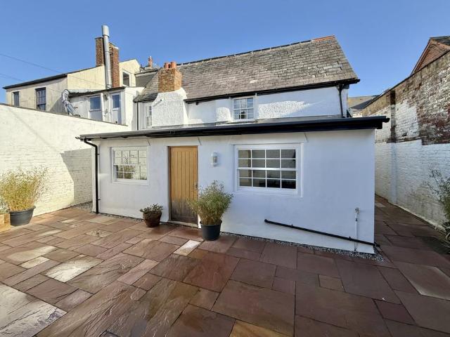 House for sale in Watergate, Devon