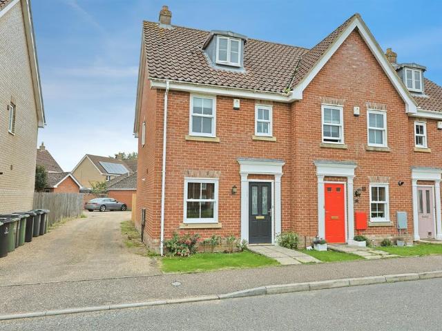 House for sale in East Tuddenham, Norfolk
