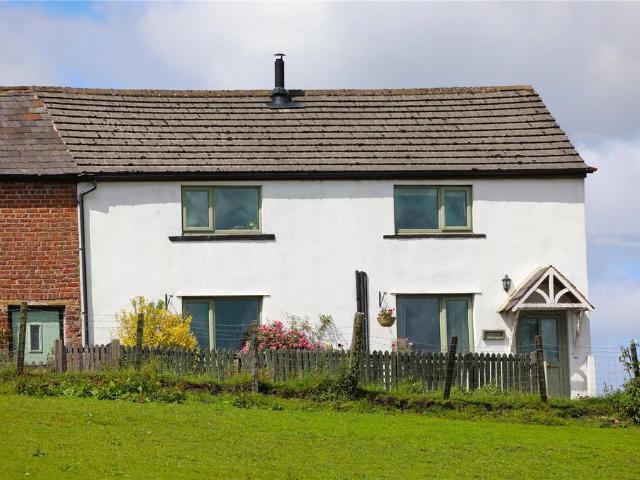 House for sale in Chadderton Fold, Pendock