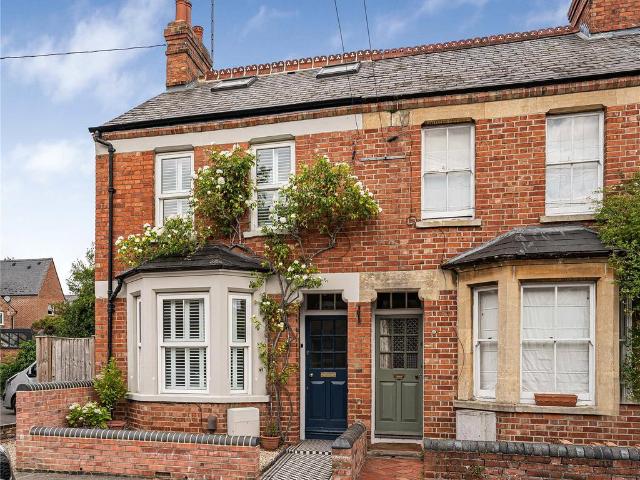 House for sale in The Slade, Oxfordshire