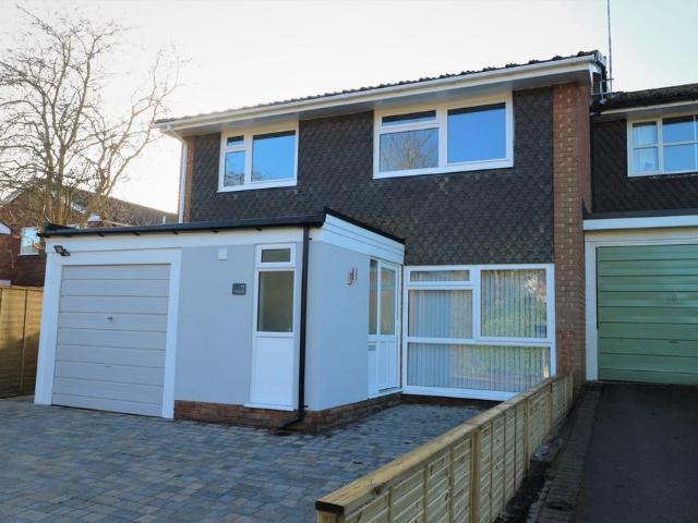 House for sale in Alderminster, Warwickshire