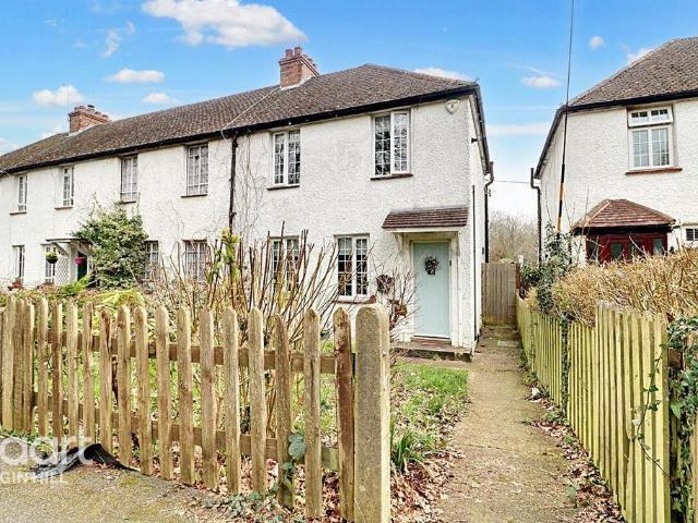 House for sale in Single Street, Cat Hill