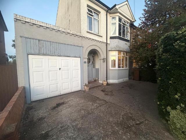 House for sale in Brompton, Gillingham