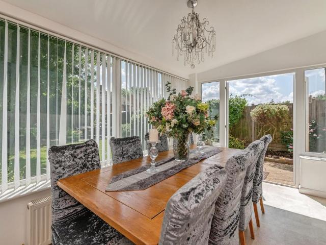 House for sale in Hutton, Navestock Side