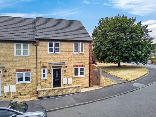 House for sale in Irthlingborough